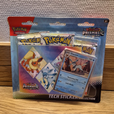 Pokémon Scarlet & Violet: Prismatic Evolutions Tech Sticker Collection met Glaceon promo kaart, tech stickers en boosterpacks.